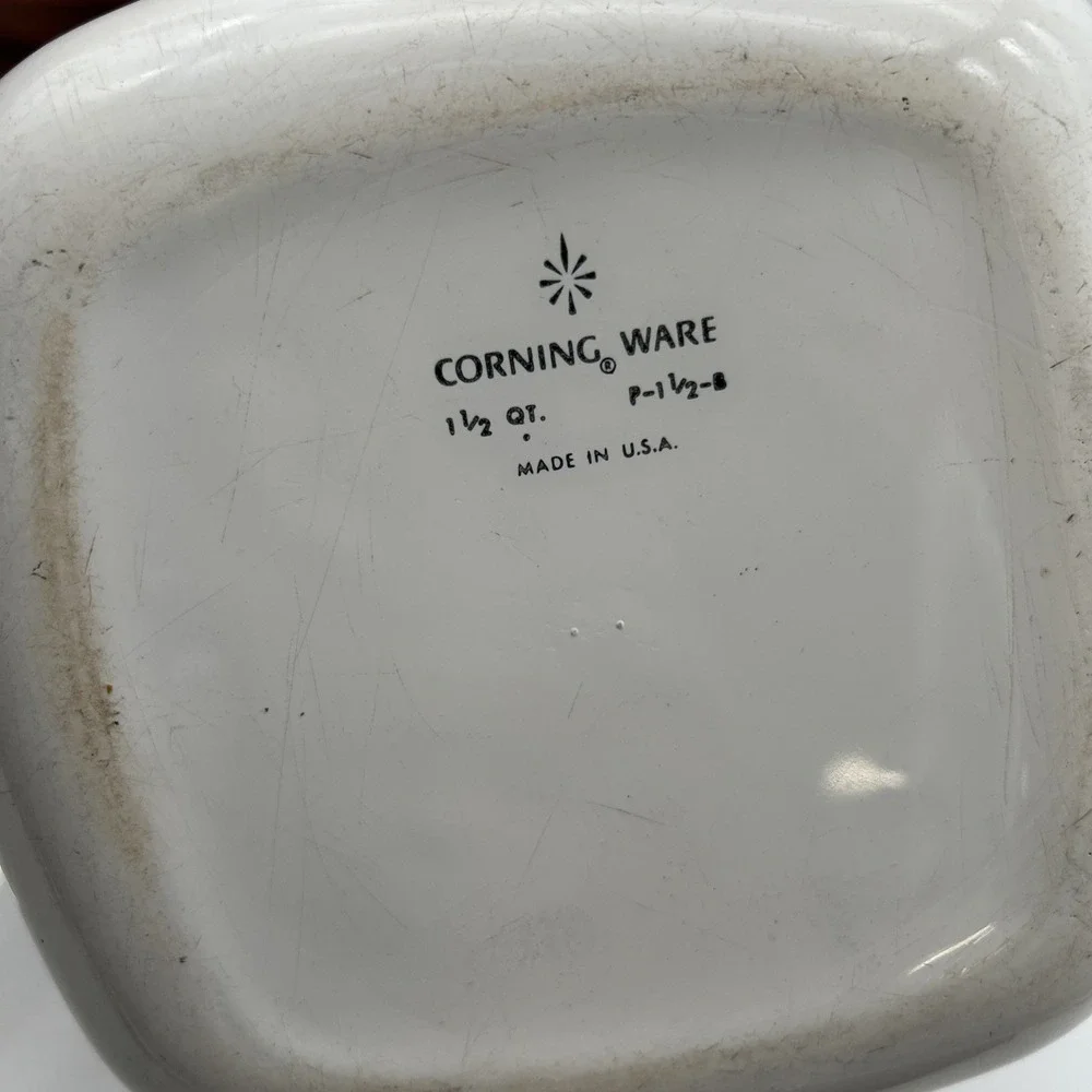 Vintage CORNING WARE Blue Cornflower P-1 1/2 -B Casserole Dish W/Pyrex Lid